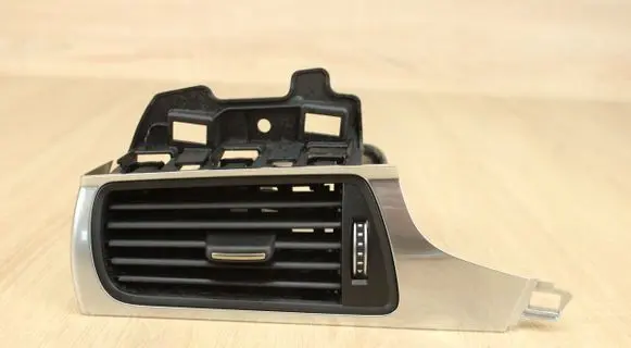 Audi A6 S6 C7 4G Dashboard side air vent grill/cover trim 4G1820901