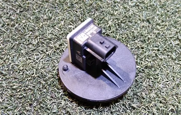 Renault Espace V (RFC) Airbag deployment crash/impact sensor 988302341R