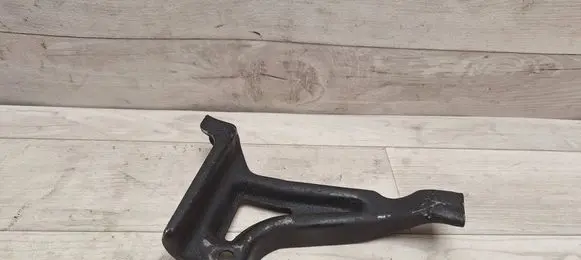 Audi A6 S6 C6 4F Fuel pump bracket 