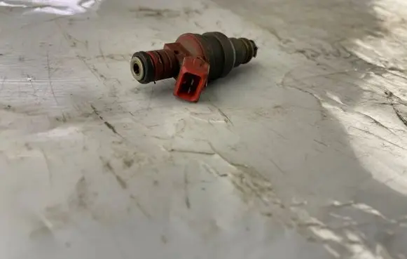 BMW 7 E38 Fuel injector 0280150778