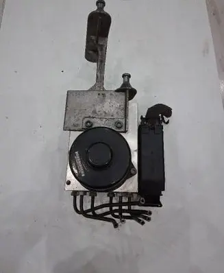 Mercedes-Benz C W203 ABS Pump A0034319412