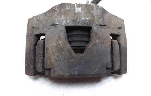 Volvo XC90 Front brake caliper 30657303
