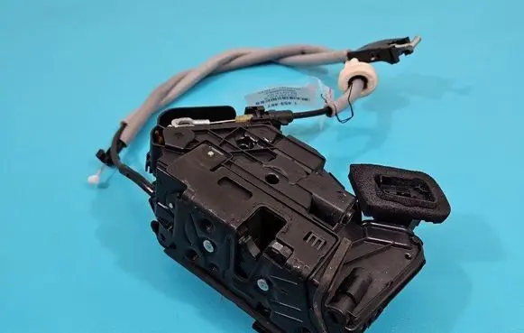 Seat Ibiza V (KJ) Front door lock 5TB837016B IMPRK1453467