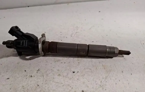 Volvo S60 Fuel injector 31272690 0445116