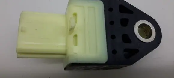 Toyota RAV 4 (XA30) Airbag deployment crash/impact sensor 8983142010