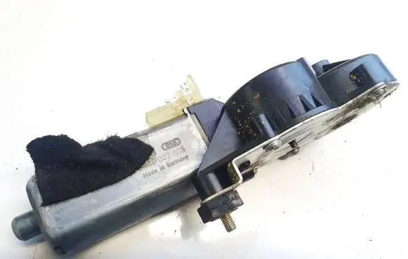 Skoda Superb B5 (3U) Seat adjustment motor 3b0959761t b10707910