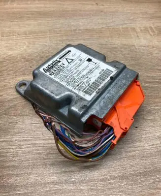 Renault Laguna I Airbag control unit/module 7700429613C 5506296000 WithPlug