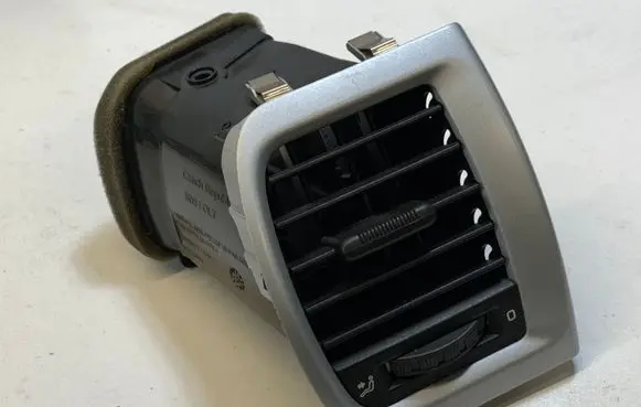 Skoda Roomster (5J) Dashboard side air vent grill/cover trim 5J0819702