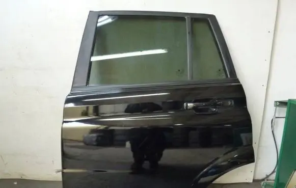 SsangYong Kyron Rear door