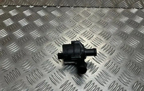 Volkswagen Golf VII Electric auxiliary coolant/water pump 5Q0965567J