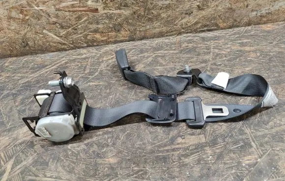 KIA Optima Middle seatbelt (rear) 898504C000VA