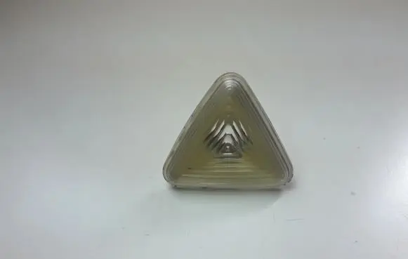 Front fender indicator light