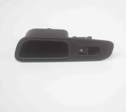 Jeep Renegade Front door card panel trim B569