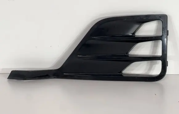 SsangYong Korando Front bumper lower grill K7876637000