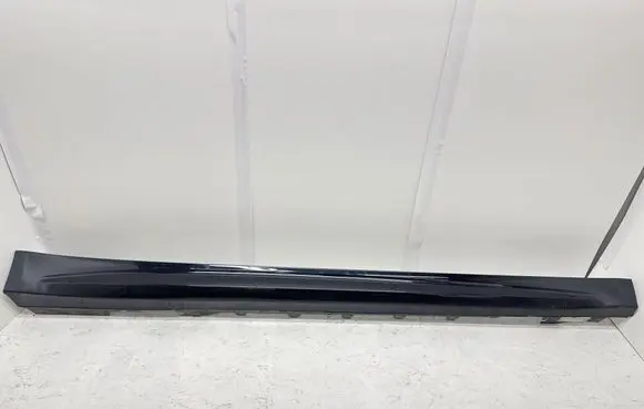 BMW 4 F36 Gran coupe Sill 8060374
