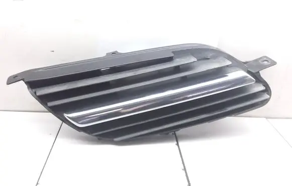 Nissan Almera Tino Front grill 62320BU00 9381M020