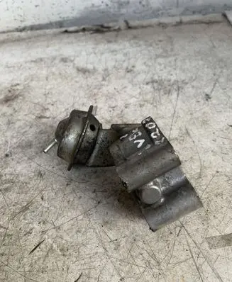 Toyota Corolla Verso AR10 EGR valve
