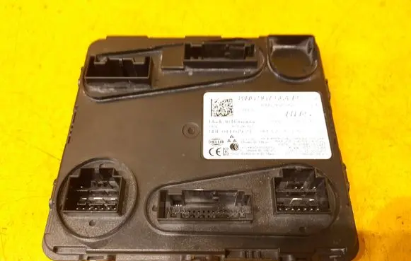 Audi A4 S4 B9 Other control units/modules 8W0907064AC 8W0907064C