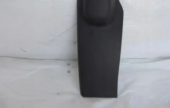 Opel Vivaro (B) pillar trim (bottom) 93868794