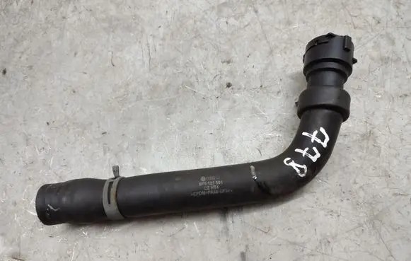 Audi A4 S4 B6 8E 8H Engine coolant pipe/hose 8E0121101