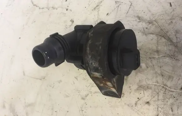 BMW X5 E70 Electric auxiliary coolant/water pump 64116951549