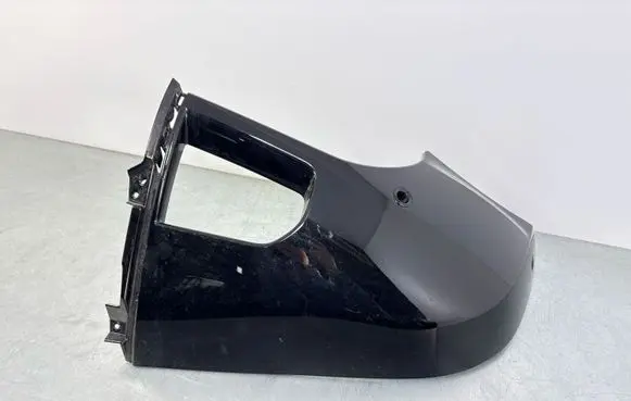 Land Rover Defender Front bumper corner part panel trim L8B217D750CA