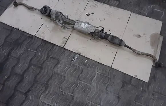 KIA Carens II Steering rack DCA7530 025871 MGPLI1