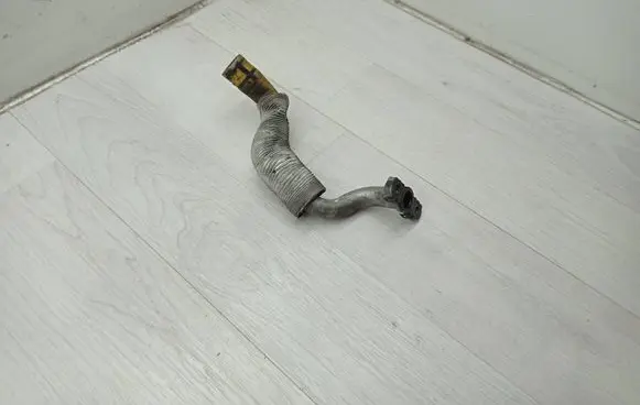 Citroen C3 Picasso Turbo turbocharger oiling pipe/hose 9686659280