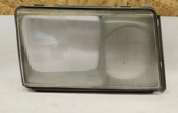 Mercedes-Benz E W124 Headlight lense 0038260690 A0038260690