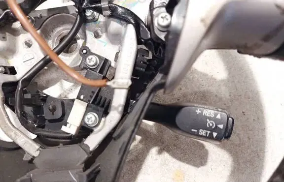 Toyota Auris 150 Cruise control stalk 