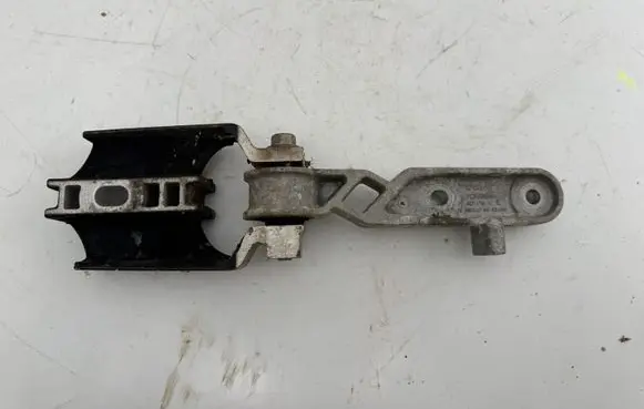 Volvo XC90 Gearbox mount 31359890