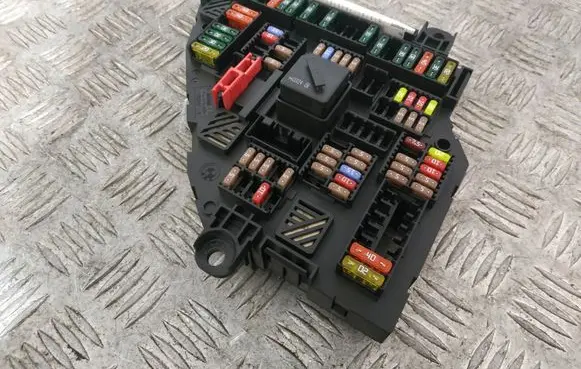 BMW 7 F01 F02 F03 F04 Fuse box set 9234423