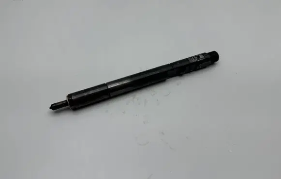 Mercedes-Benz C W204 Fuel injector A6460700987