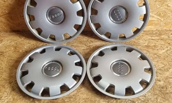 Audi A4 S4 B7 8E 8H R16 wheel hub/cap/trim 4B0601147D