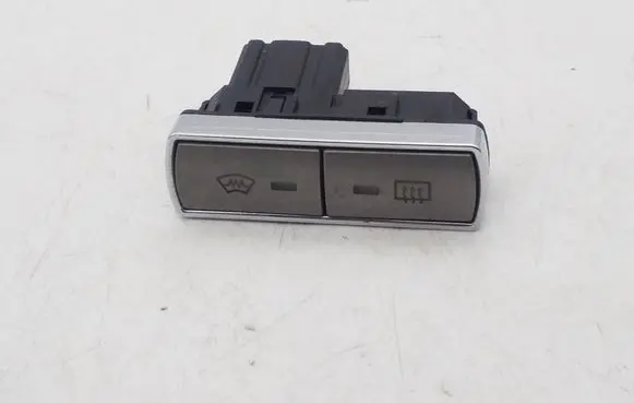 Ford Mondeo MK IV Windscreen/window heater switch 6M2T18K574AD