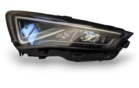 Seat Tarraco Headlight/headlamp 5FJ941008D 90143461