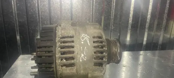 Volkswagen PASSAT B5 Generator/alternator