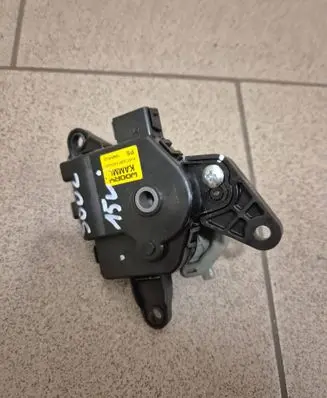 KIA Soul A/C air flow flap actuator/motor D267FGDLA01
