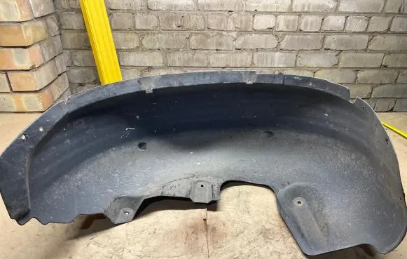Volvo XC70 Rear arch fender liner splash guards 8650275