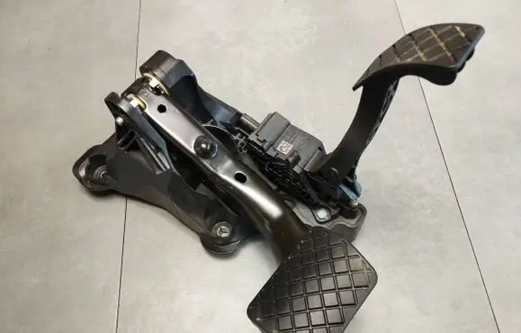 Audi A1 Brake pedal 2Q1723058F 80057285 2Q1723503