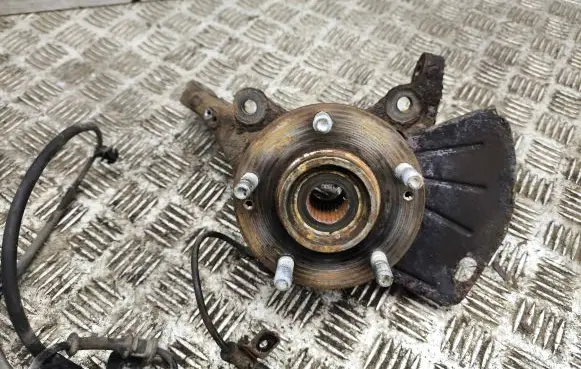 Hyundai i40 Front wheel hub