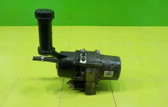 Citroen C4 II Power steering pump 9813664780 XP285