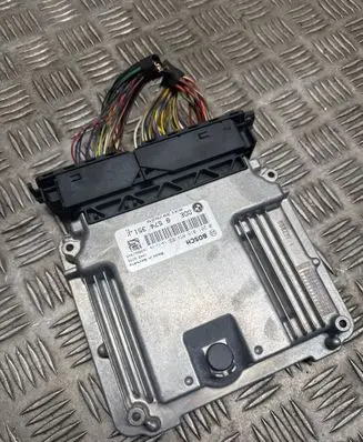BMW X1 E84 Engine control unit/module 8574351 0281019854 1397629