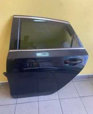 KIA Pro Cee'd III Rear door