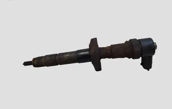 Renault Master II Fuel injector 0445110141