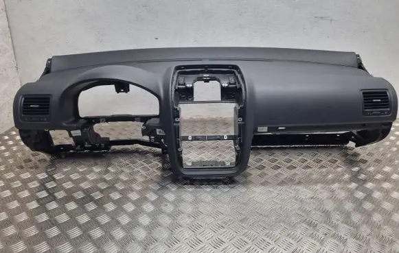 Volkswagen Golf V Dashboard 1K1858295