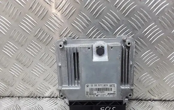 Opel Insignia A Engine control unit/module 0281017452 55577674