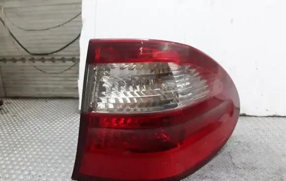 Rear/tail lights