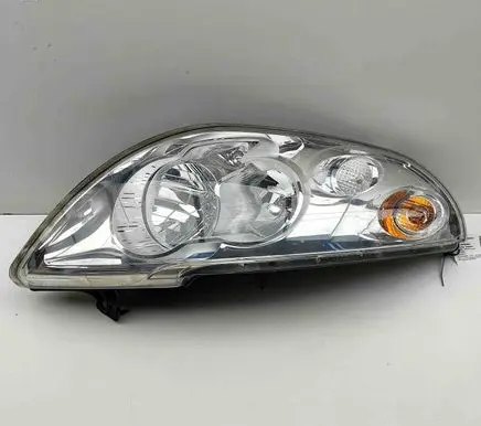 Opel Movano B Headlight/headlamp 260100050R