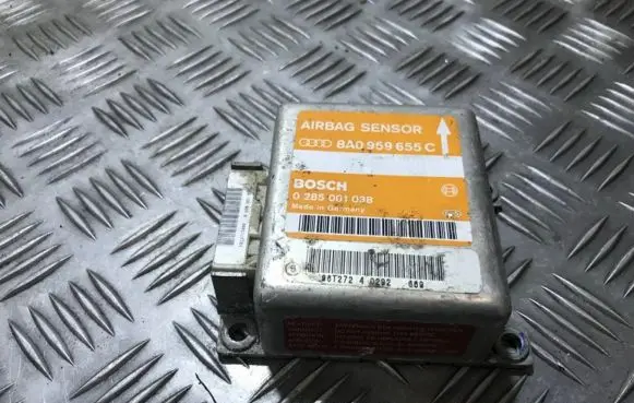 Audi A4 S4 B5 8D Airbag control unit/module 8a0959655c 0285001038